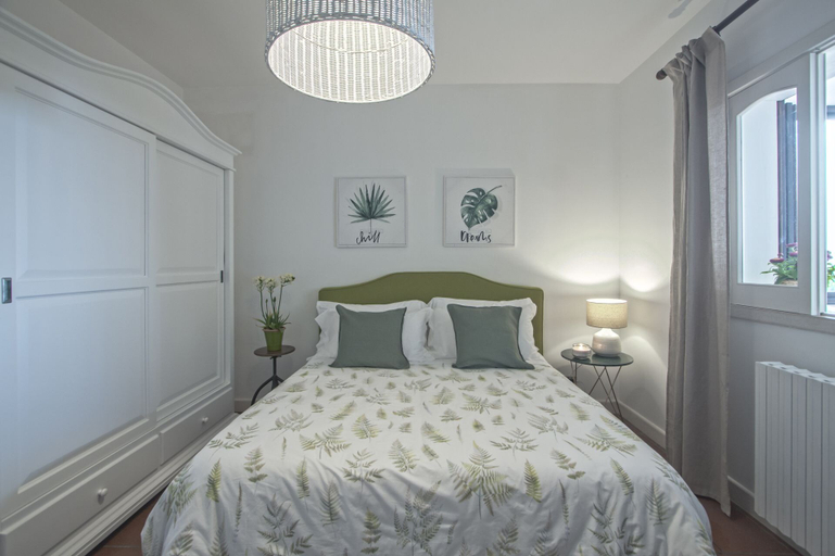 Bedroom 3, Villa Torto, Bari