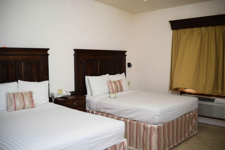 Bedroom 3, Laos Mar Hotel & Suites, Puerto Peñasco