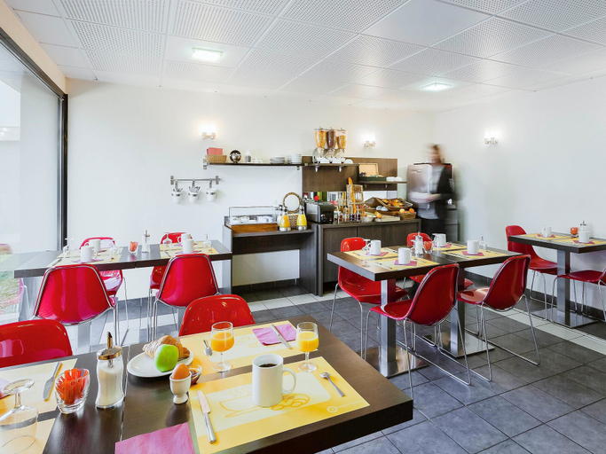 Food & Drinks 4, Aparthotel Adagio Access Orléans, Loiret