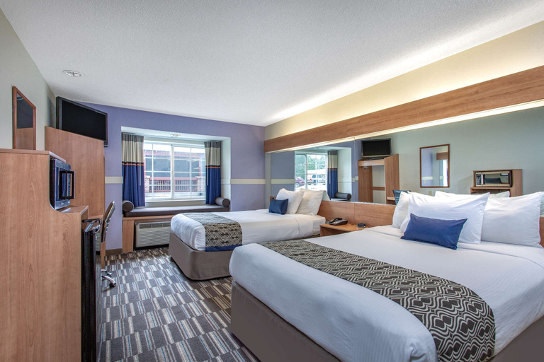 Bedroom 3, Microtel Inn & Suites by Wyndham Lillington / Campbell Univ, Harnett