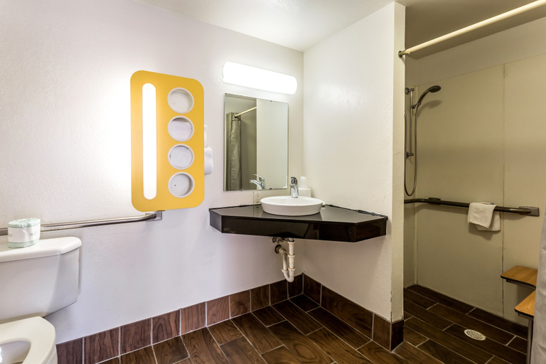 Bathroom 4, Suite Stay Evansville, Vanderburgh
