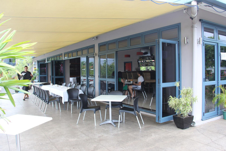 Food & Drinks 5, Amanaki Hotel, Vaimauga West