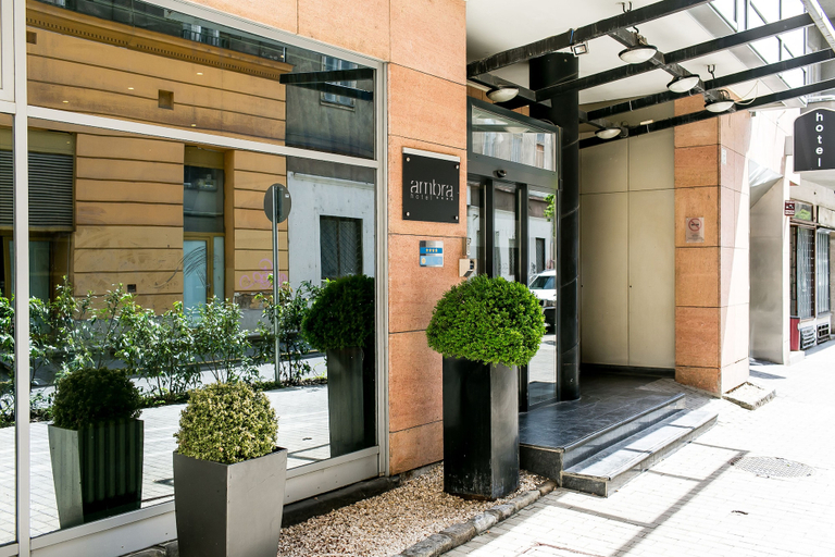 Exterior & Views 2, Ambra Hotel, Budapesti