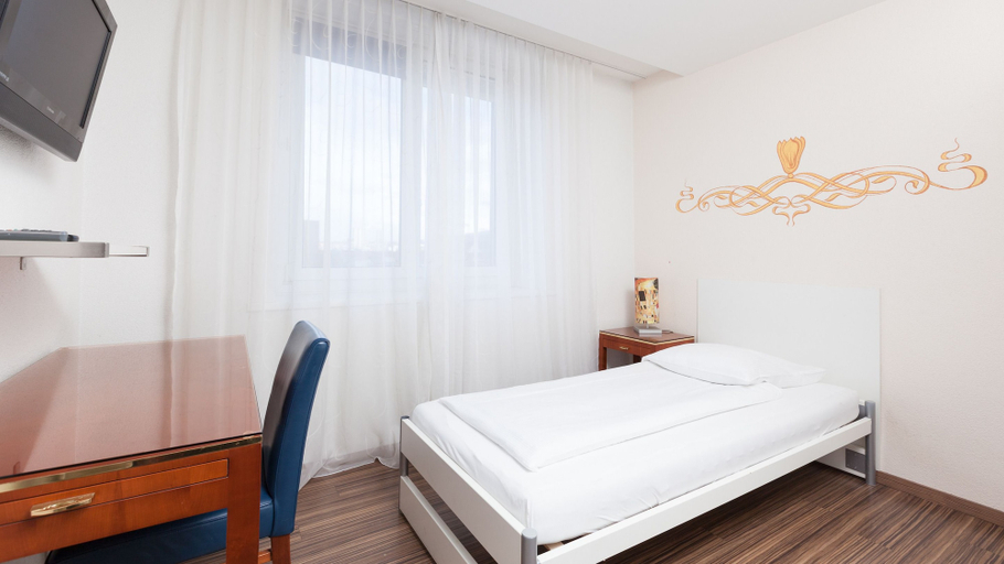 Bedroom 2, Apartments Swiss Star Marc Aurel, Zürich