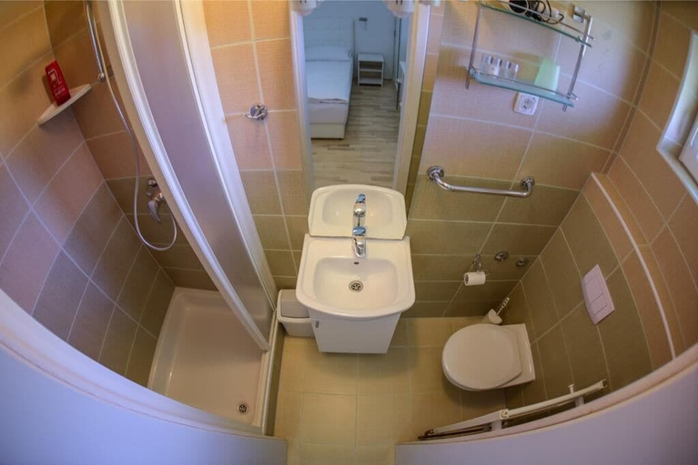 Bathroom 4, Villa Lika Annex, Plitvička Jezera
