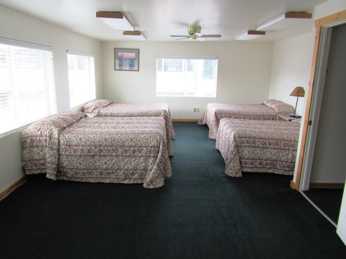 Bedroom 3, Yellowstone Country Inn, Gallatin