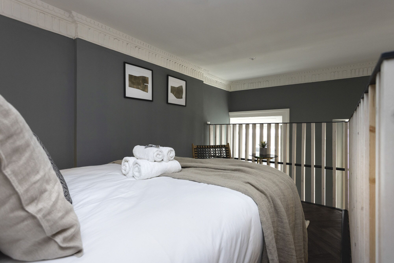 Bedroom 4, 29 Queen Street, Edinburgh