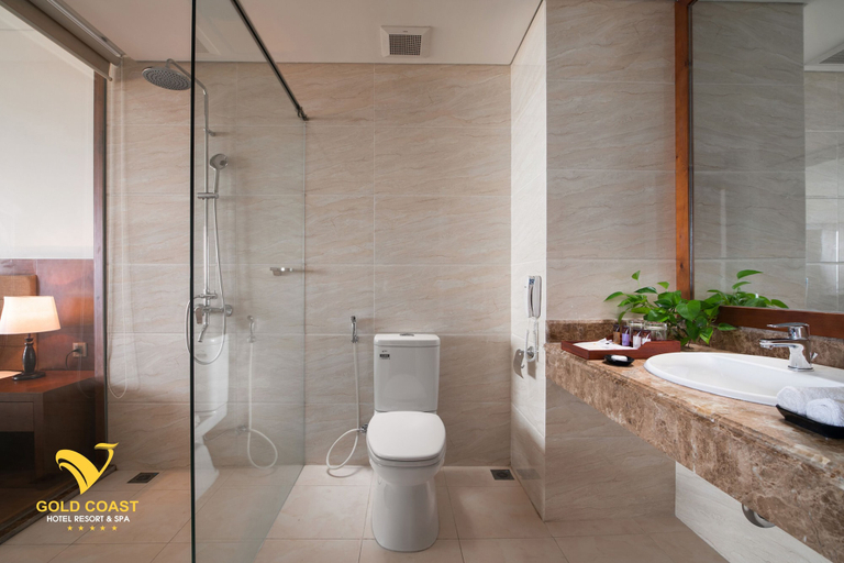 Bathroom 5, Gold Coast Hotel Resort & Spa, Đồng Hới