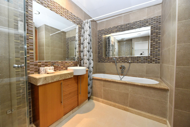 Bathroom 4, BBL - Stylish 1BR with balcony in Marina, Dubai