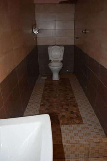 Bathroom 3, Klub Lii Hotel, Thika Town