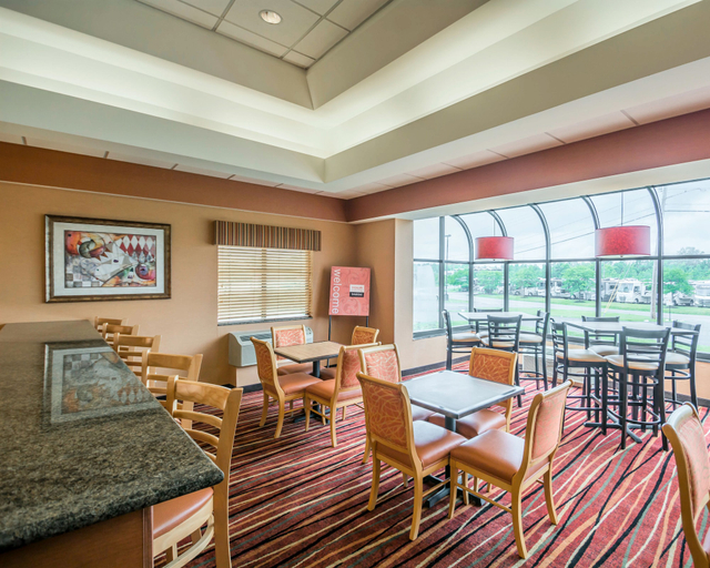 Food & Drinks 5, Comfort Inn - NYS Fairgrounds, Onondaga