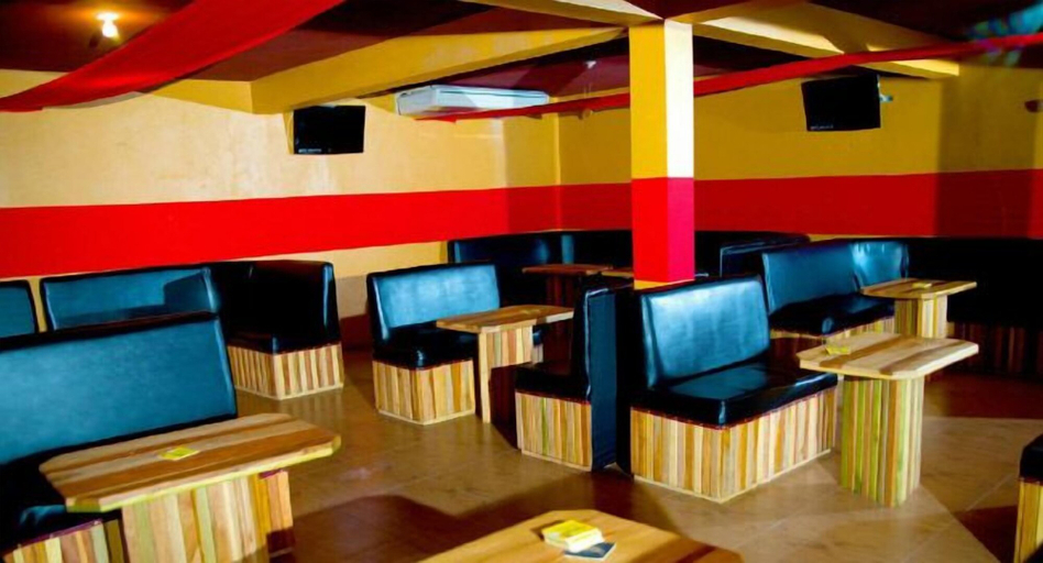 Food & Drinks 5, Donway, A Jamaican Style Village