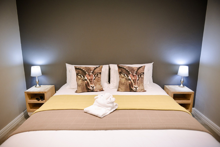 Bedroom 3, Two Fat Owls Guesthouse, Eden
