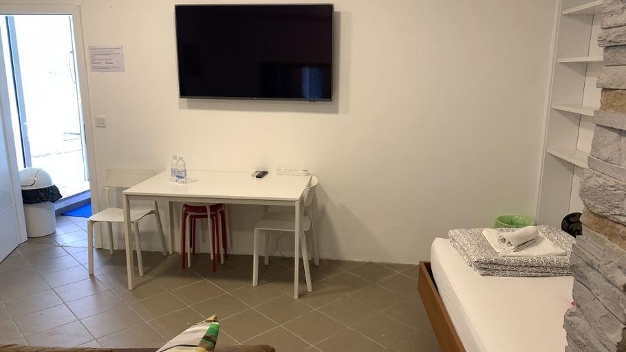 Others 4, Hostel Split, Split