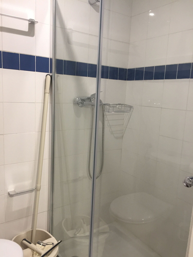 Bathroom 3, Apartments Center Alfama, Lisbon