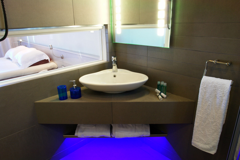 Bathroom 4, Vrahos Boutique Hotel, South Aegean