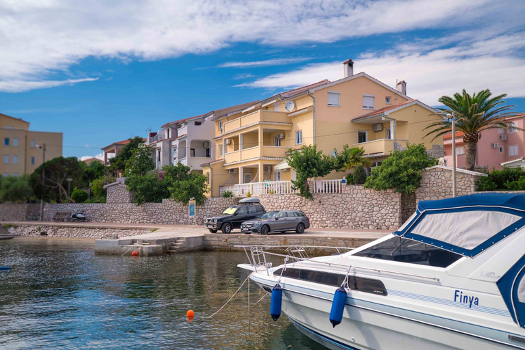 Exterior & Views 2, Captains Apartment Located in Rab Island Croatia, Lopar/Supetarska Draga