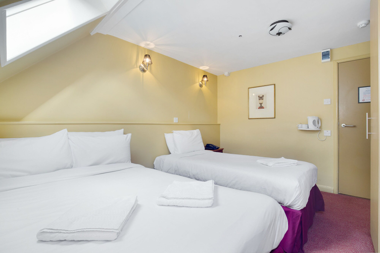 Bedroom 3, The Craven Hotel, London