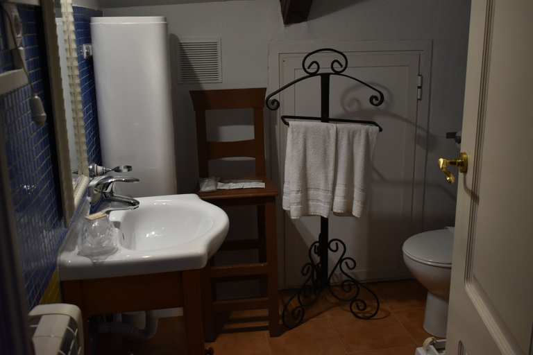 Bathroom 3, La Mansión de Navalcarnero, Madrid