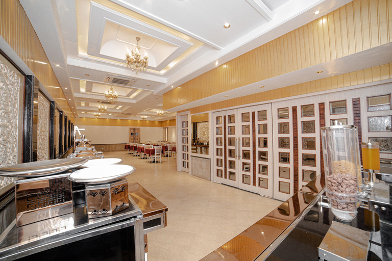 Food & Drinks 5, Pearl Courtyard, Varanasi