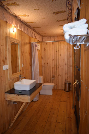 Bathroom, Govardhan Eco Village, Palghar