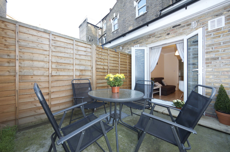 Others 5, W14 Apartments, London