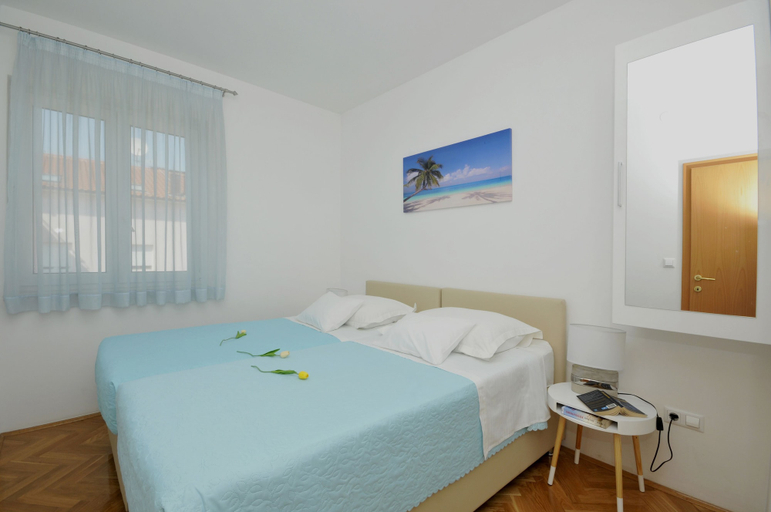 Bedroom 2, Apartmani Trogir, Trogir