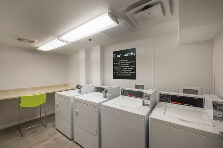 Others 5, Hampton Inn Chicago Downtown/Magnificent Mile, Cook