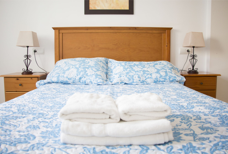 Bedroom 3, Fercomar Apartamentos Turísticos, Málaga