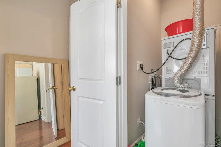 Bathroom 3, Bright 2 BR Private Suite by Elevate Rooms, Greater Vancouver