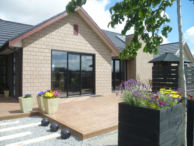 Exterior & Views 2, West Melton Bed and Breakfast, Selwyn