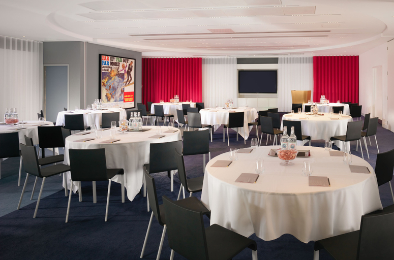 Food & Drinks 5, Sea Containers London, London