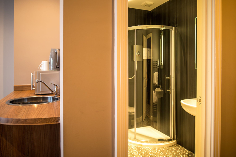Bathroom 4, York House Hotel, North Tyneside