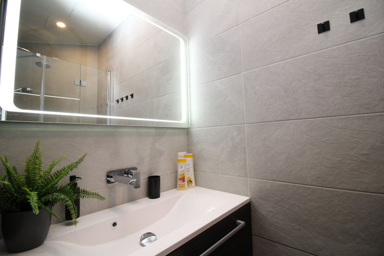 Bathroom 5, Tallinn City Apartments Old Town Suites, Tallinn