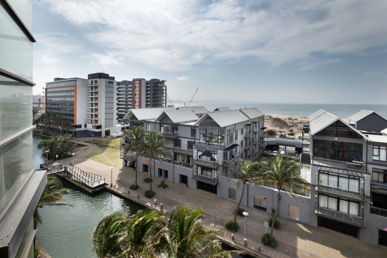 Exterior & Views 2, Point Waterfront Apartments, eThekwini