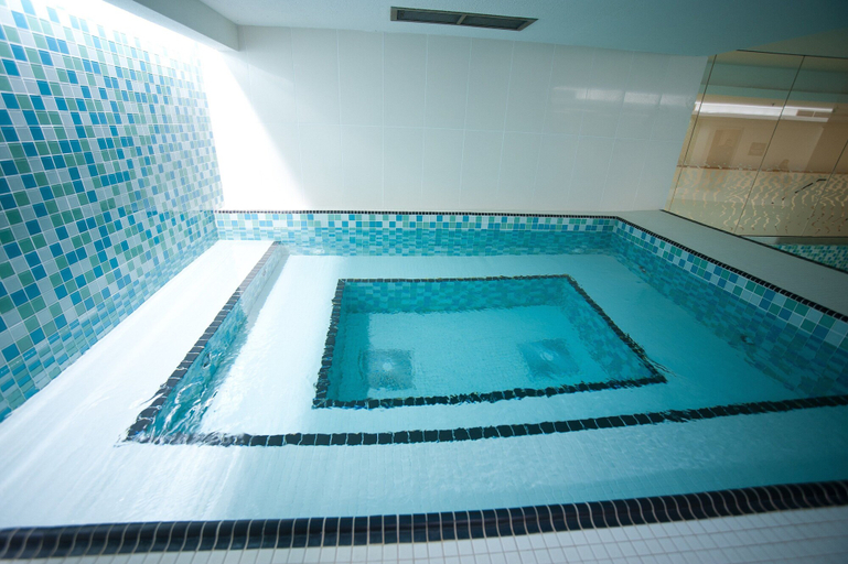 Sport & Beauty 3, The Holman Grand Hotel, Queens