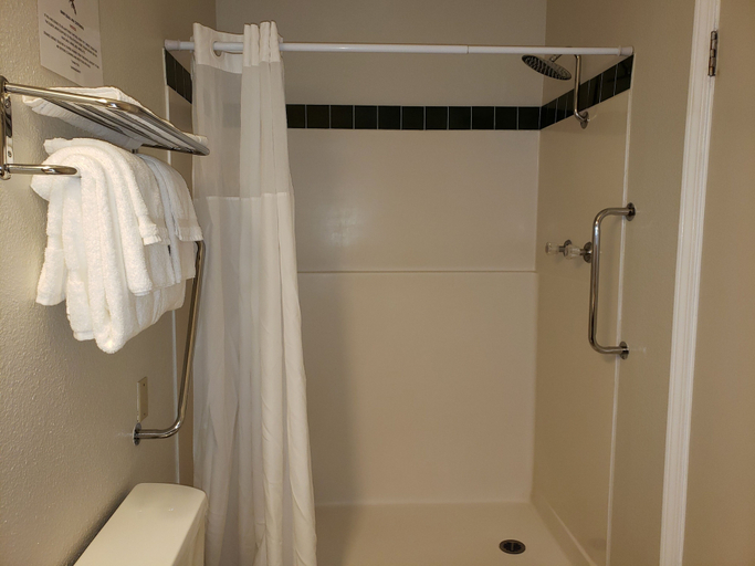 Bathroom 3, Baby Quail Inn, Yavapai