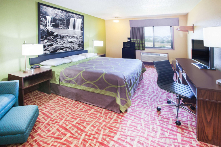 Bedroom 3, Super 8 By Wyndham Van Buren/Ft. Smith Area, Crawford