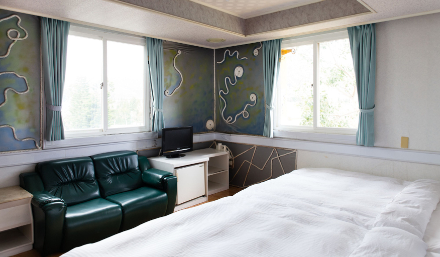 Bedroom 3, Dajenshan Hotel, Pingtung