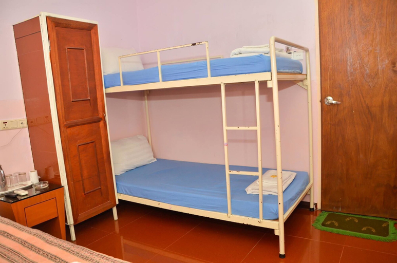 Bedroom 4, J & J Hotel, Kota Kinabalu