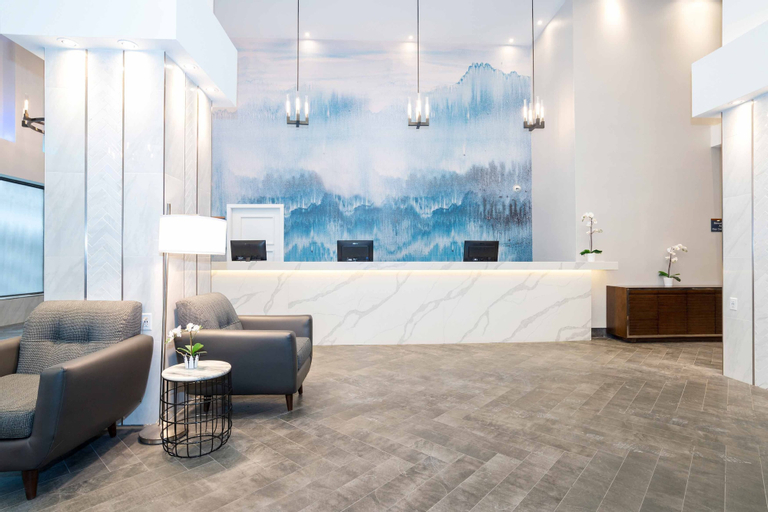 Sandman Signature Calgary Downtown Hotel, Division No. 6