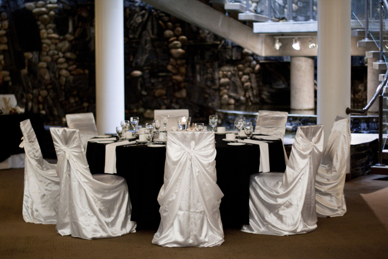 Food & Drinks 5, Four Points by Sheraton Edmonton South, Division No. 11