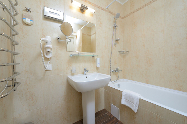 Bathroom 4, Cronwell Inn Stremyannaya, Sankt-Peterburg gorsovet
