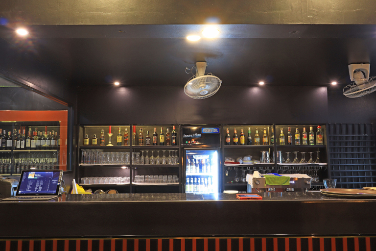 Food & Drinks 5, Raya Buri Resort, Si Sawat