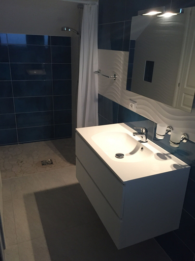 Bathroom 4, Villa Vanissia, Lecce