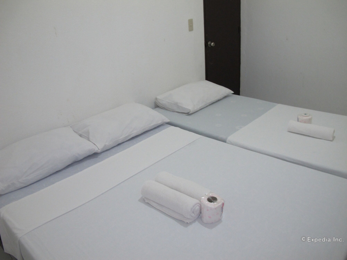 Bedroom 3, Seashore Beach Resort, Puerto Galera
