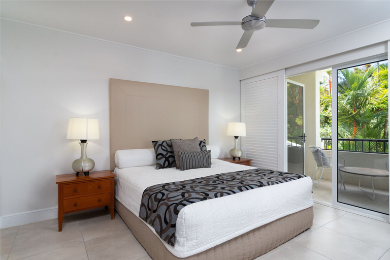Bedroom 3, Mandalay Luxury Beachfront Apartments, Douglas