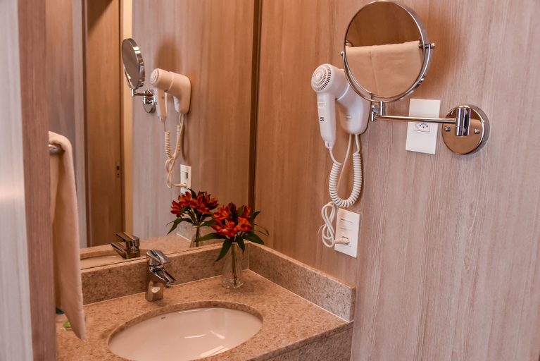 Bathroom 5, Rio Hotel by Bourbon São Paulo , São Paulo