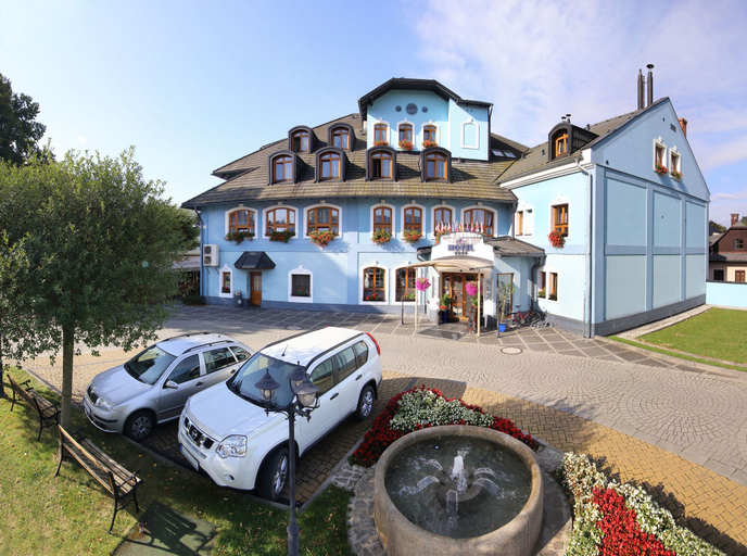 Exterior & Views 2, Agh Hotel, Vsetín