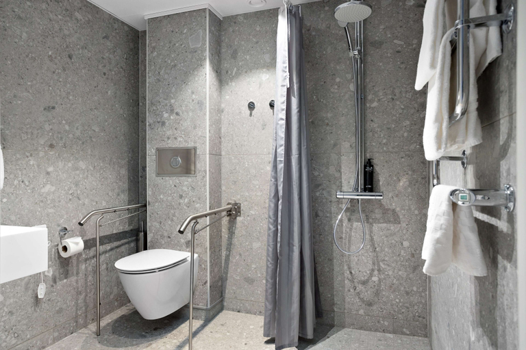Bathroom 5, Best Western Gustaf Fröding Hotel & Konferens, Karlstad